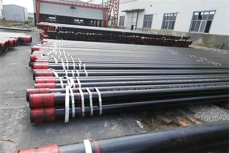 API套管內、外螺紋接頭對扣之后內、外螺紋牙頂處于接觸狀態(tài)，要通過引扣才能使內、外螺紋處于正常的嚙合狀態(tài)